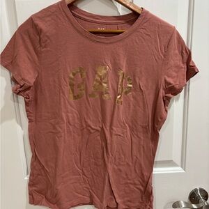 GAP Women's Rose Gold and Pink T-Shirt